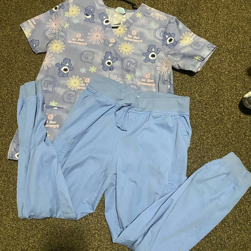 Scrub set - Picture 1 of 4